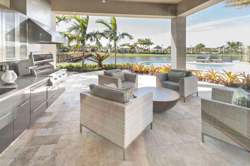 Beautiful Outdoor Kitchen