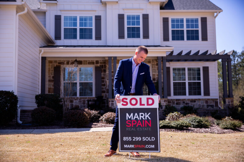 Mark Spain selling a home 