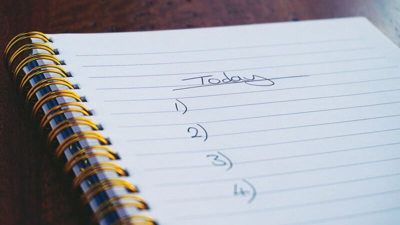 Start your spring cleaning by making a list and setting goals for yourself